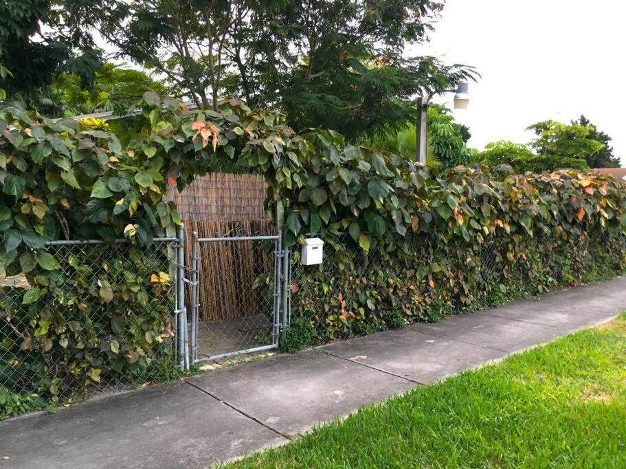 Miami Bungalow Oasis Near Everglades & The Keys Cutler Bay Bagian luar foto